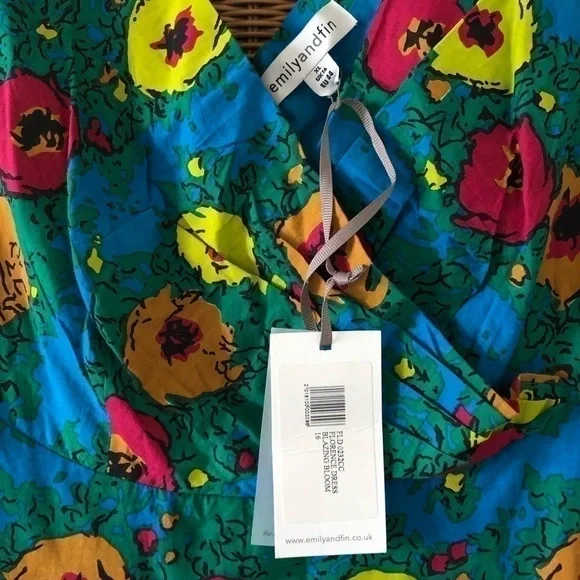 🌟NWT XL Emily and Fin Florence Dress Blazing Blooms - Picture 4 of 7